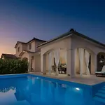 Villa Sunset Lady *
