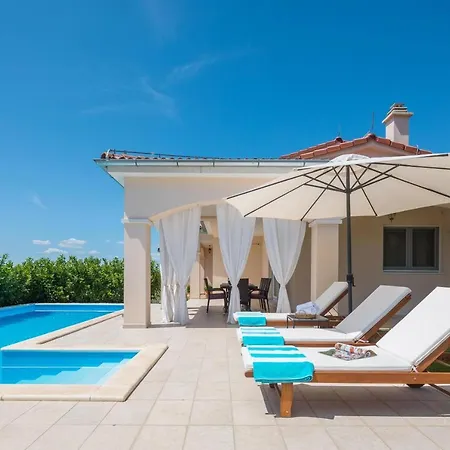 Sunset Lady * Sibenik