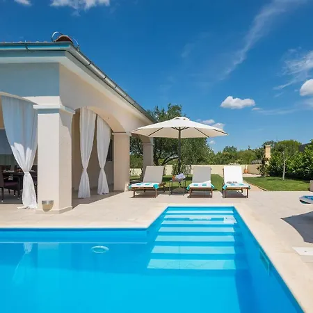 Sunset Lady Šibenik