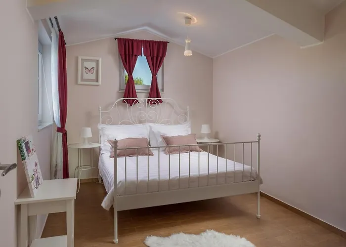 ヴィラ Sunset Lady シベニク