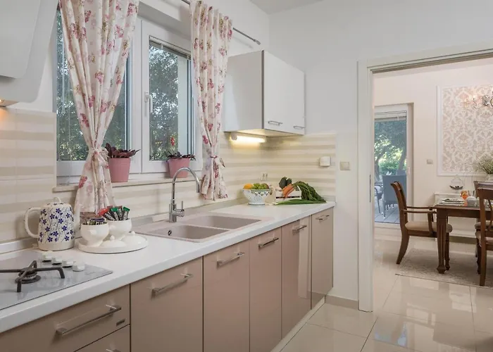 Sunset Lady * Σίμπενικ