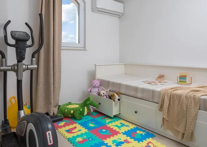 ヴィラ Sunset Lady シベニク