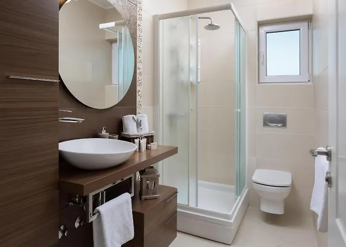 Sunset Lady Σίμπενικ