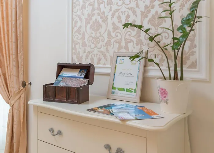 Sunset Lady Σίμπενικ