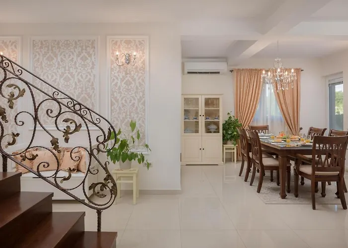 Sunset Lady ヴィラ シベニク